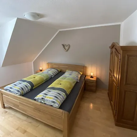 Сasa de vacaciones Ferienweingut Goebel *